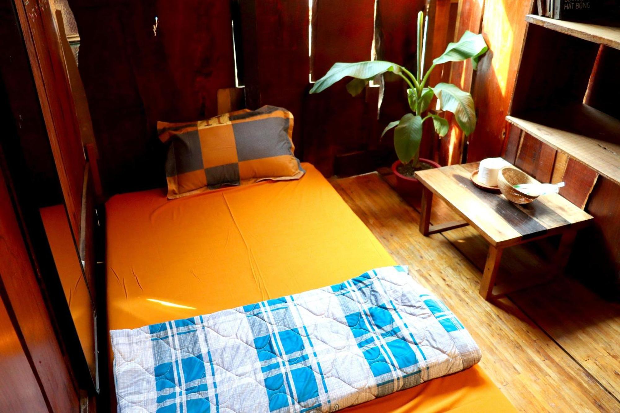 The Gk House Hostel, Ecolliving, Central City, Natural Wooden, Chill View Rooftop, Restaurant And Cocktail Bar Ho Chi Minh-staden Exteriör bild