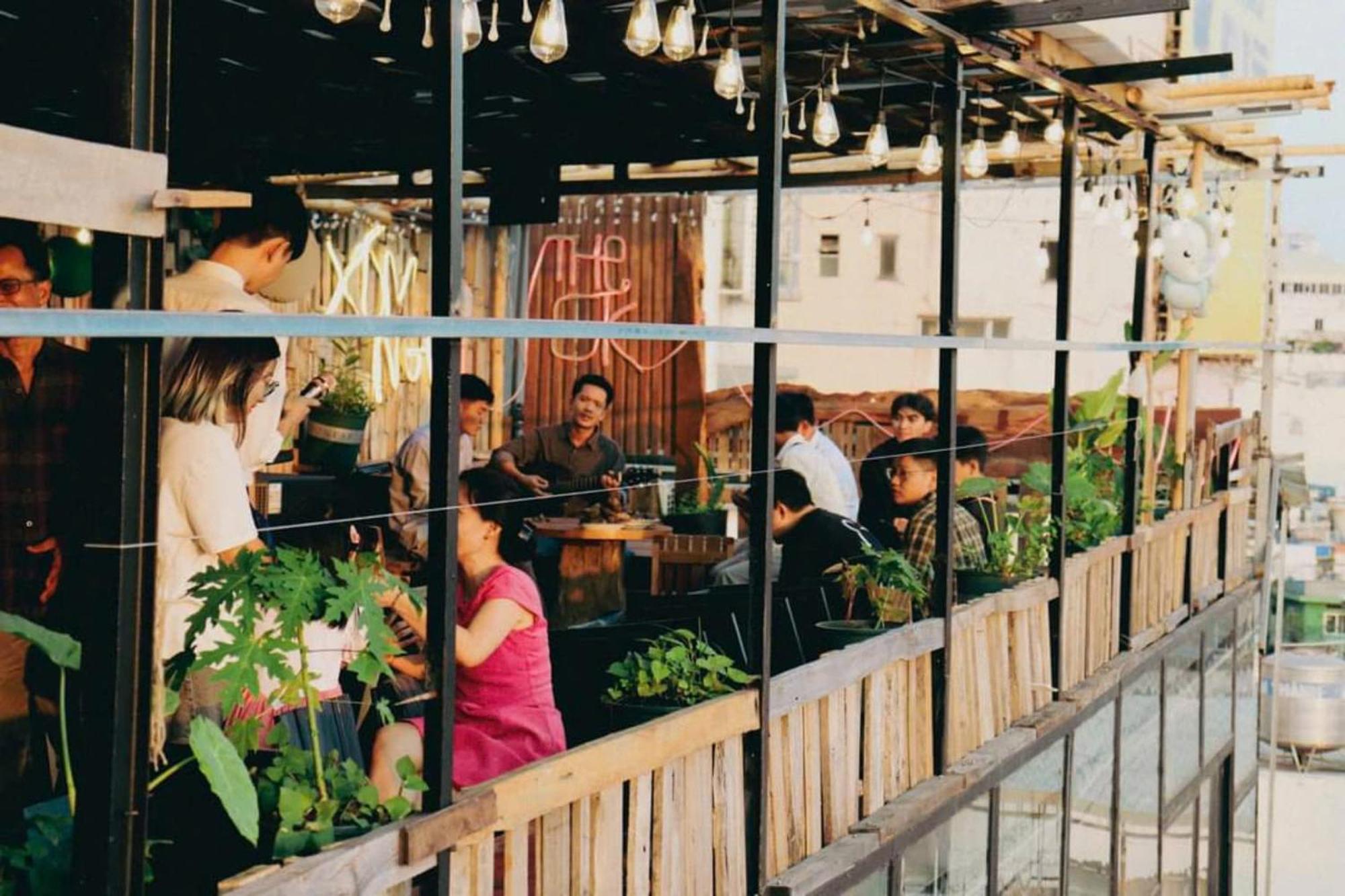 The Gk House Hostel, Ecolliving, Central City, Natural Wooden, Chill View Rooftop, Restaurant And Cocktail Bar Ho Chi Minh-staden Exteriör bild